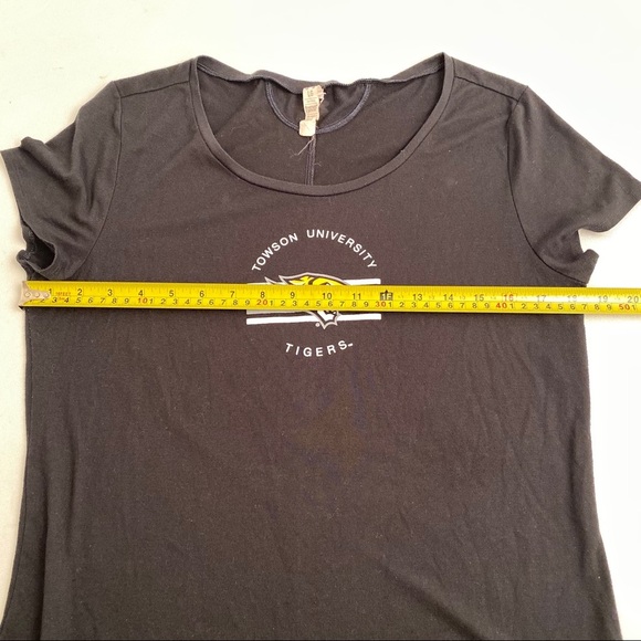 Under Armour Towson University Tigers black short sleeve t-shirt - Picture 5 of 6
